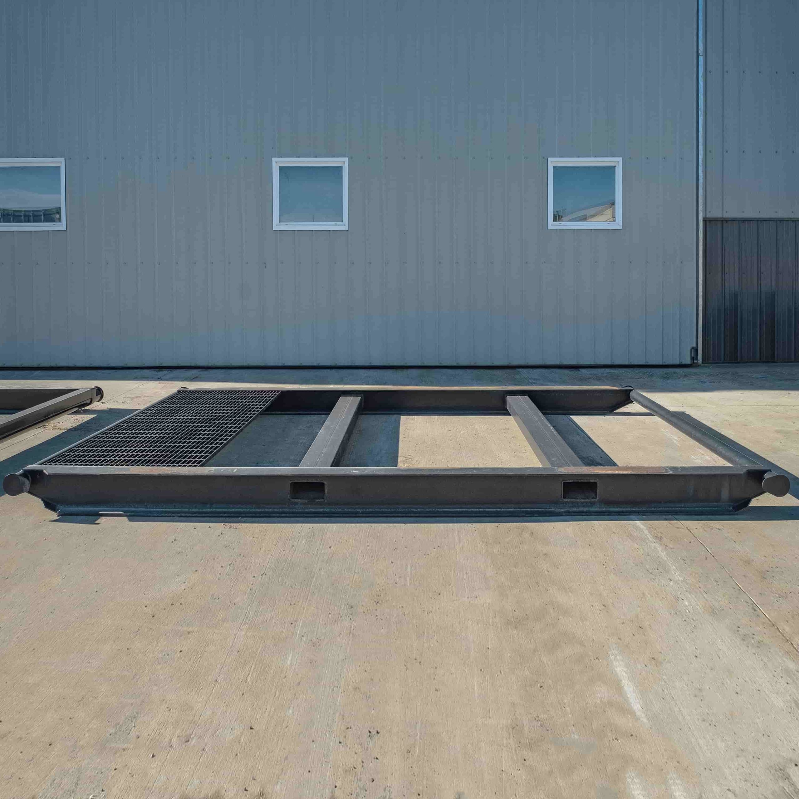 10&rsquo; Grated &ldquo;Weld On&rdquo; Skid - Container Consultants Australia